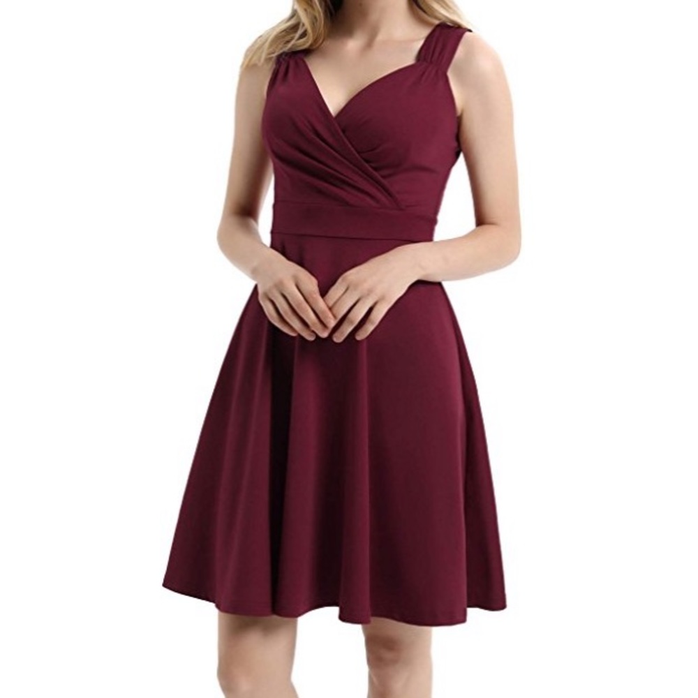 Vintage sleeveless v-neck cocktail swing dress